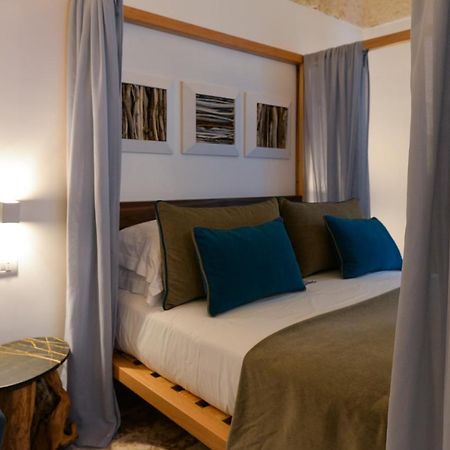 B-Welcome Rooms Of Charme E Relax Полиньяно-а-Маре Экстерьер фото