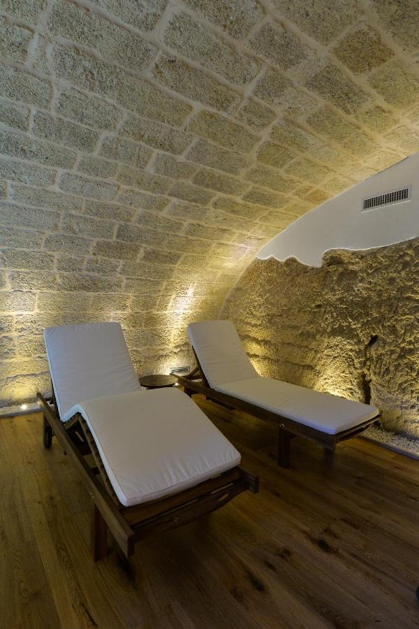 B-Welcome Rooms Of Charme E Relax Полиньяно-а-Маре Экстерьер фото