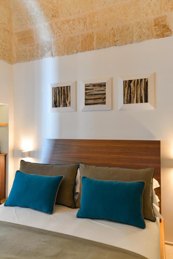 B-Welcome Rooms Of Charme E Relax Полиньяно-а-Маре Экстерьер фото