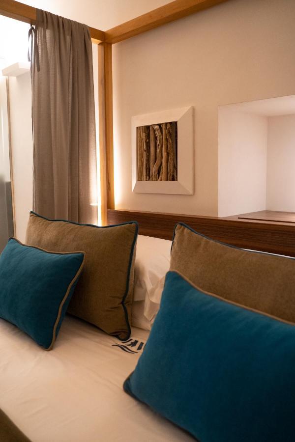 B-Welcome Rooms Of Charme E Relax Полиньяно-а-Маре Экстерьер фото