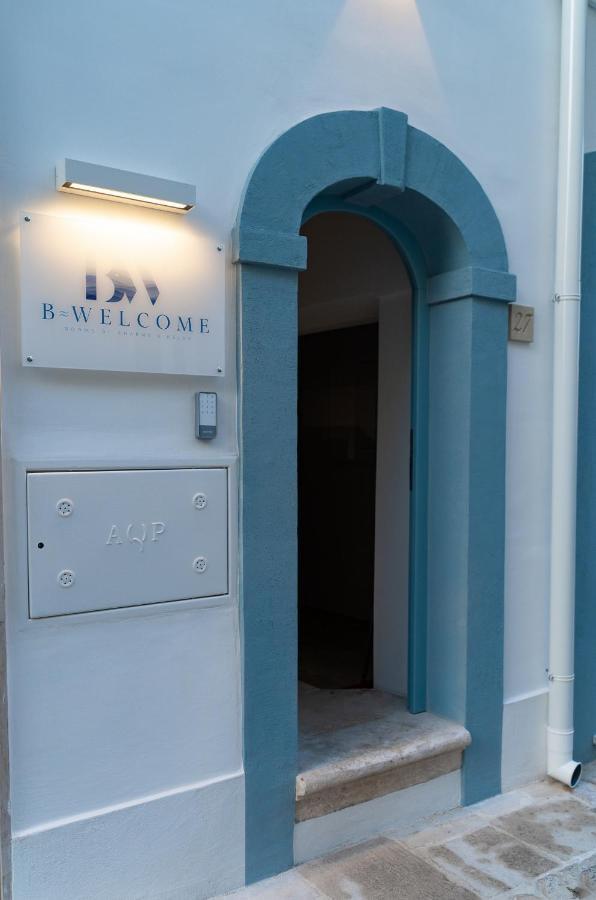 B-Welcome Rooms Of Charme E Relax Полиньяно-а-Маре Экстерьер фото