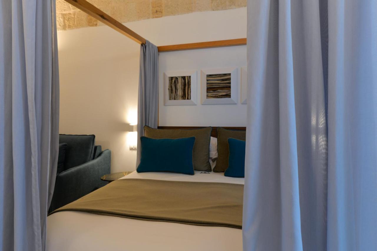 B-Welcome Rooms Of Charme E Relax Полиньяно-а-Маре Экстерьер фото